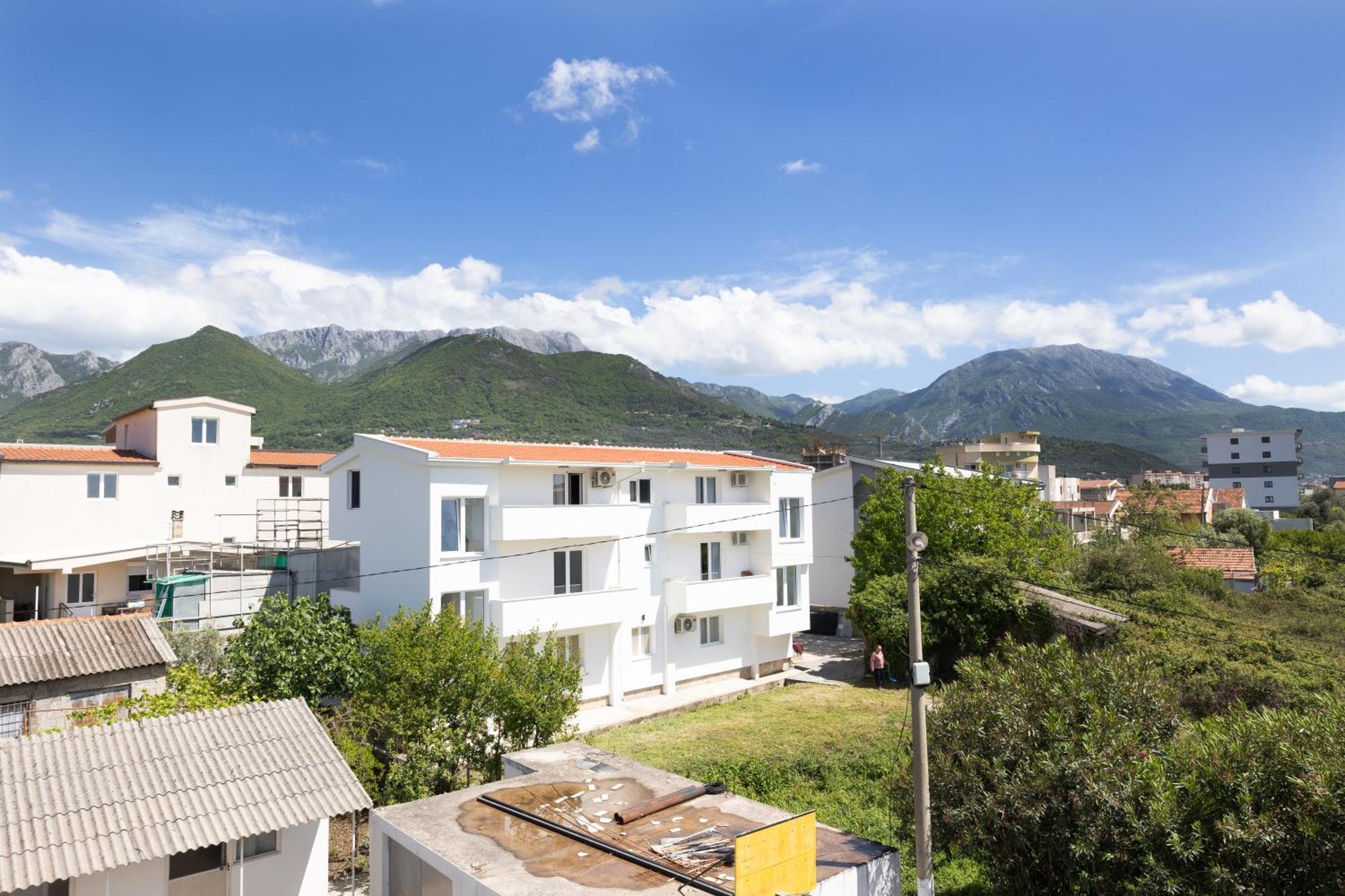 Novkovic Daire